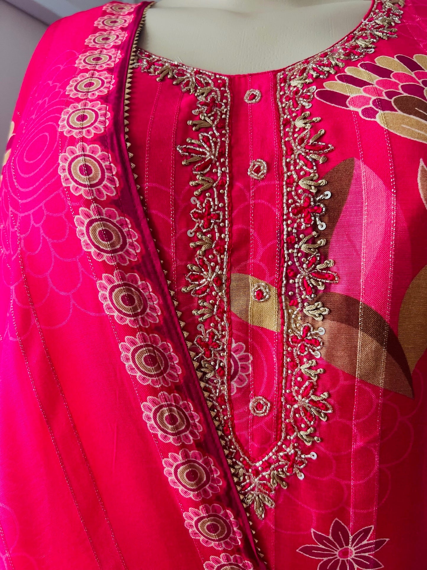 Magenta Cotton Silk Blend 3-Piece Kurta Set with Hand-Painted Golden Motifs