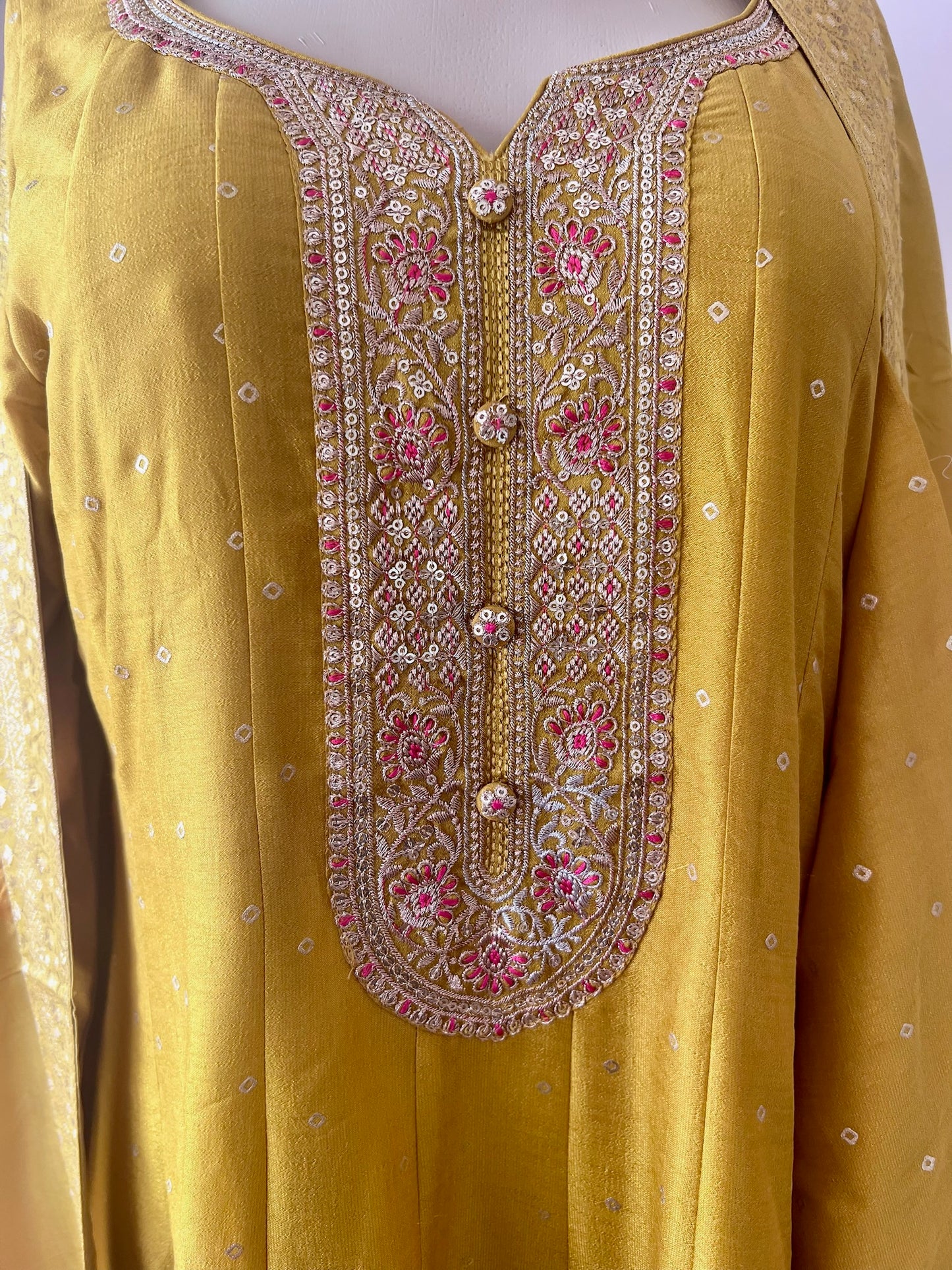 Full-Flare Crepe Silk Anarkali Gown with Gold Weave Motifs & Floral Printed Dupatta. 2 piece set dupatta and ankle length anarkali