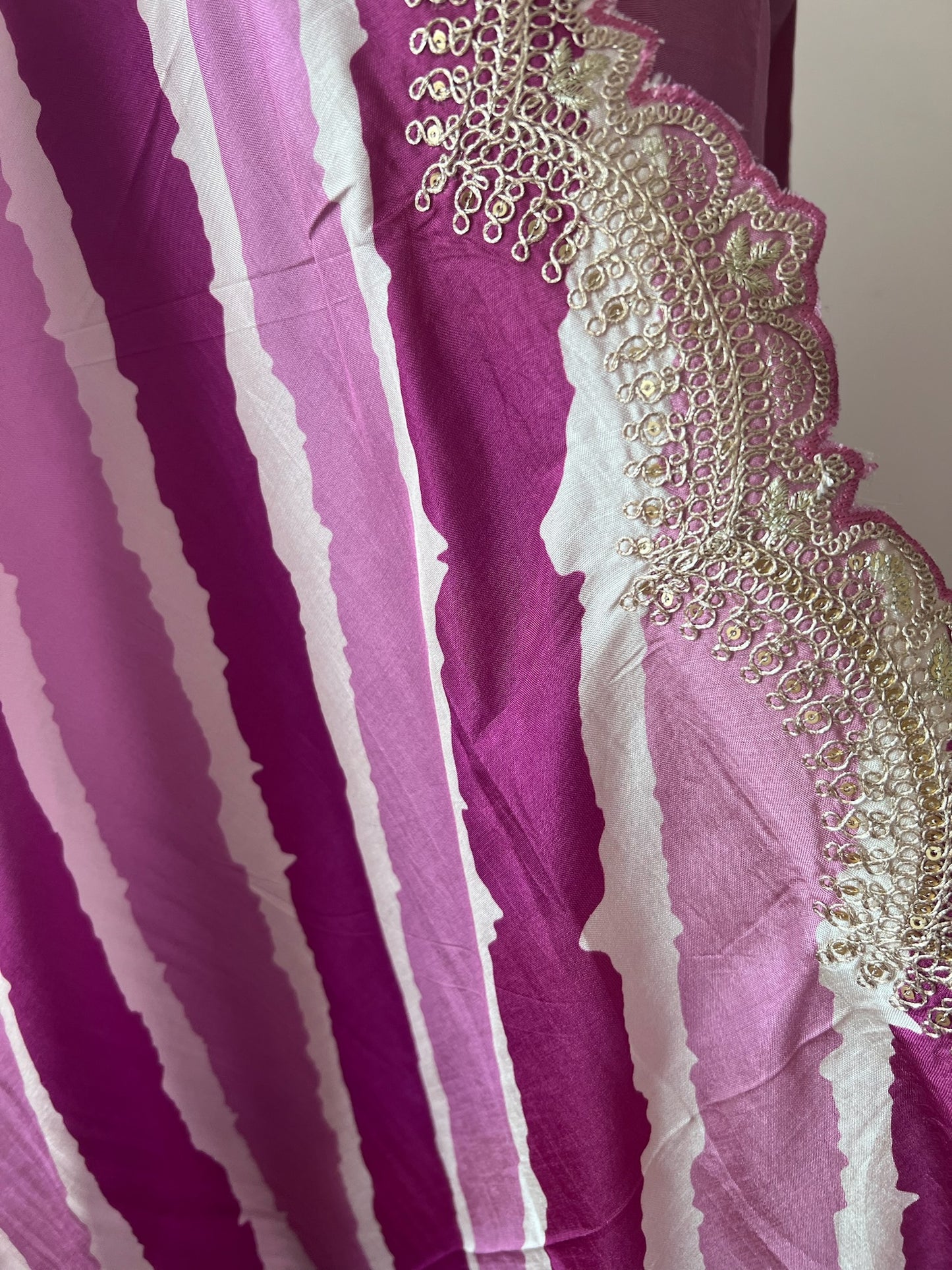 Mauve Chinnon Silk 3-Piece Kurta Set with Silver Hand-Worked Embellishments